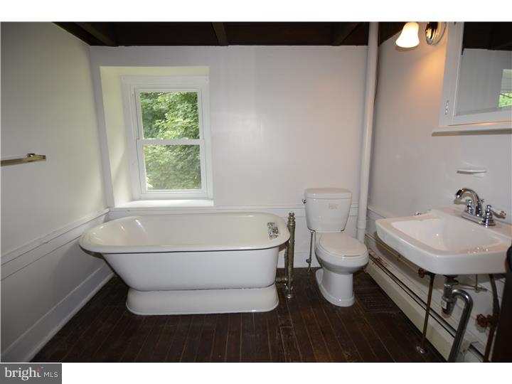 1118 Haycreek Road Birdsboro, PA 19508 - Photo 4 of 14 Bathroom