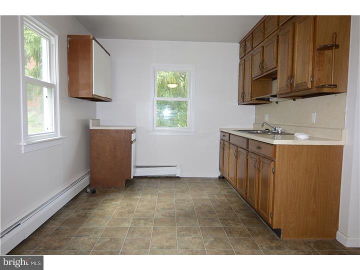 1118 Haycreek Road Birdsboro, PA 19508 - Photo 8 of 14 Kitchen