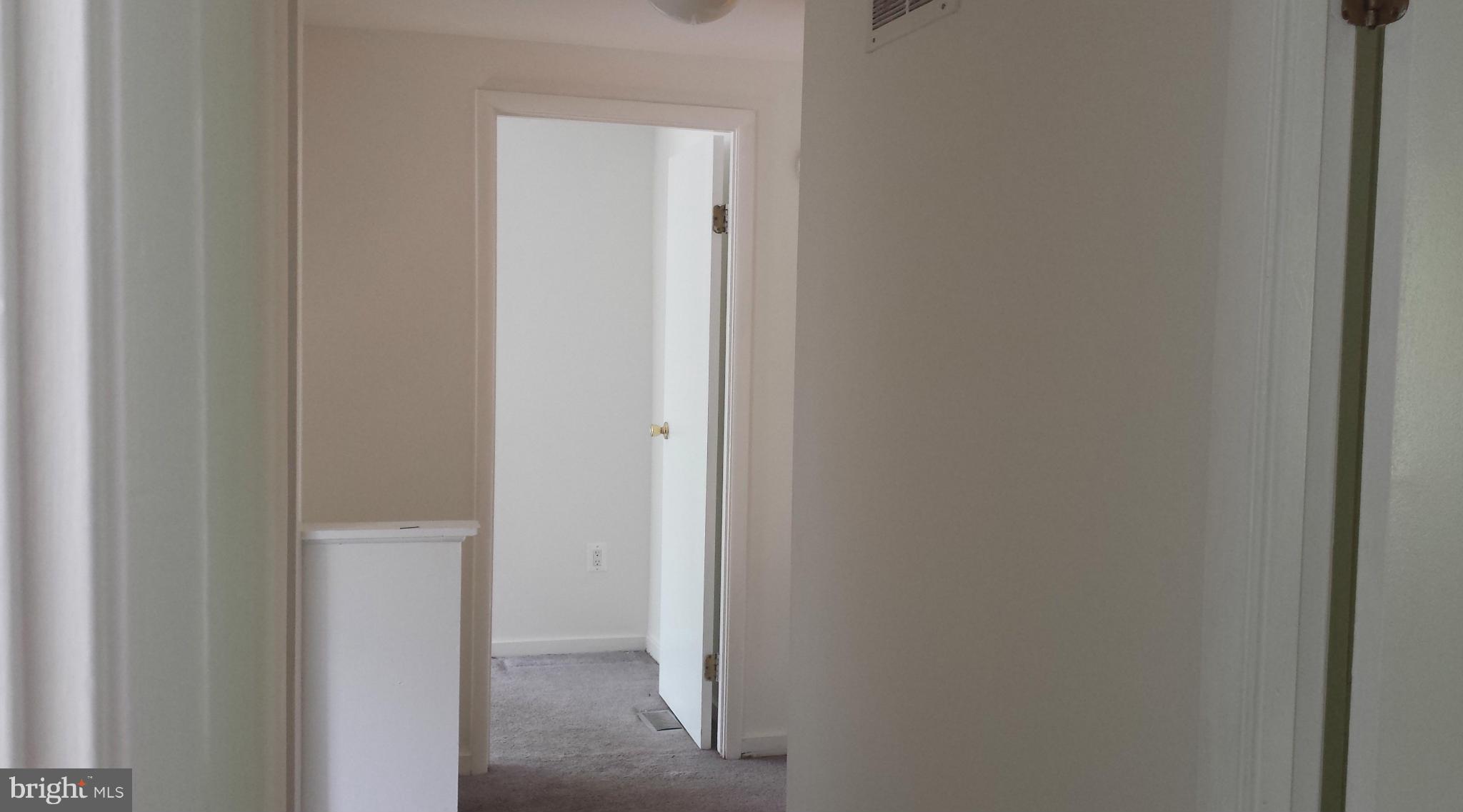 4117 Paran Road Randallstown, MD 21133 - Photo 12 of 25 Upstairs Foyer