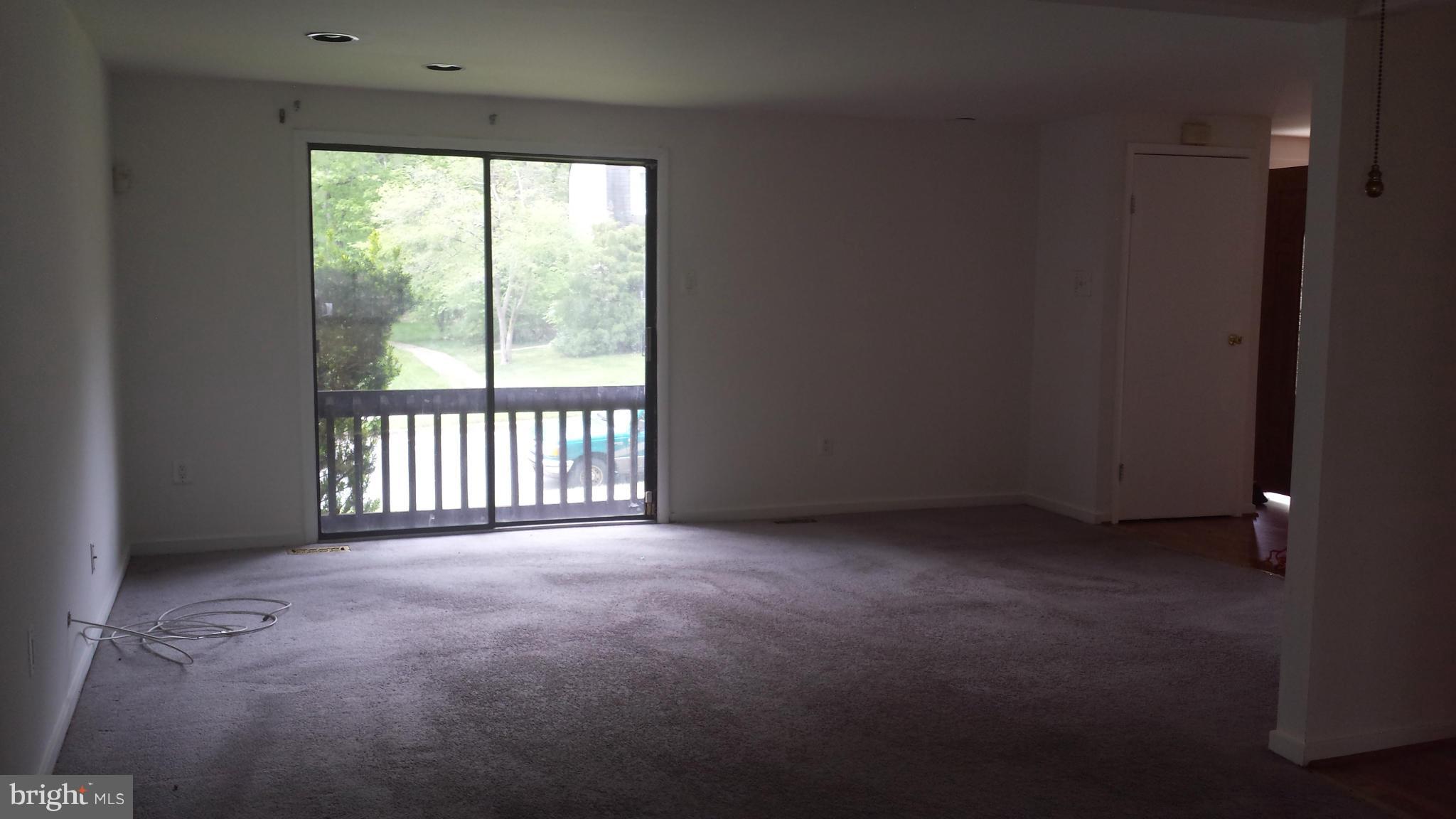 4117 Paran Road Randallstown, MD 21133 - Photo 7 of 25 Living Room
