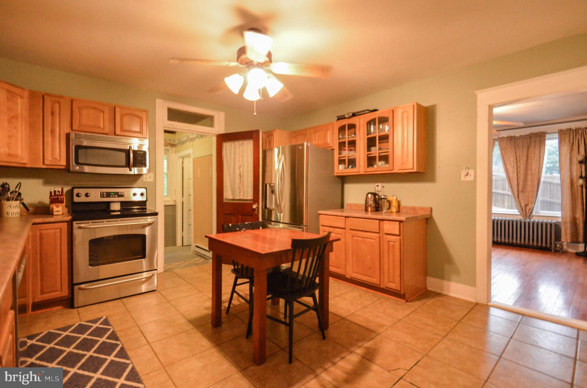 34 West Neversink Road Reading, PA 19606 - Photo 10 of 29 Gallery Image 10