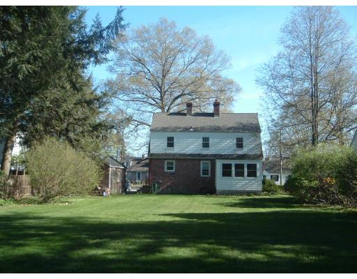 2174 Wilbraham Road Springfield, MA 01129 - Photo 3 of 14
