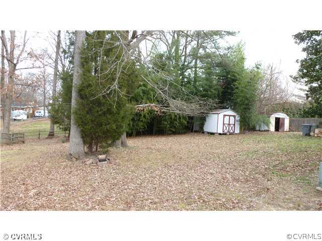 8530 Shannon Road Richmond, VA 23236 - Photo 2 of 12 Exterior Back