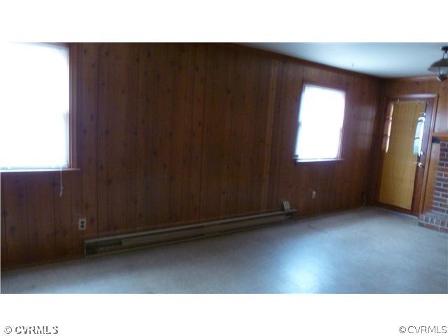 8530 Shannon Road Richmond, VA 23236 - Photo 9 of 12 Den/Family/Great Room