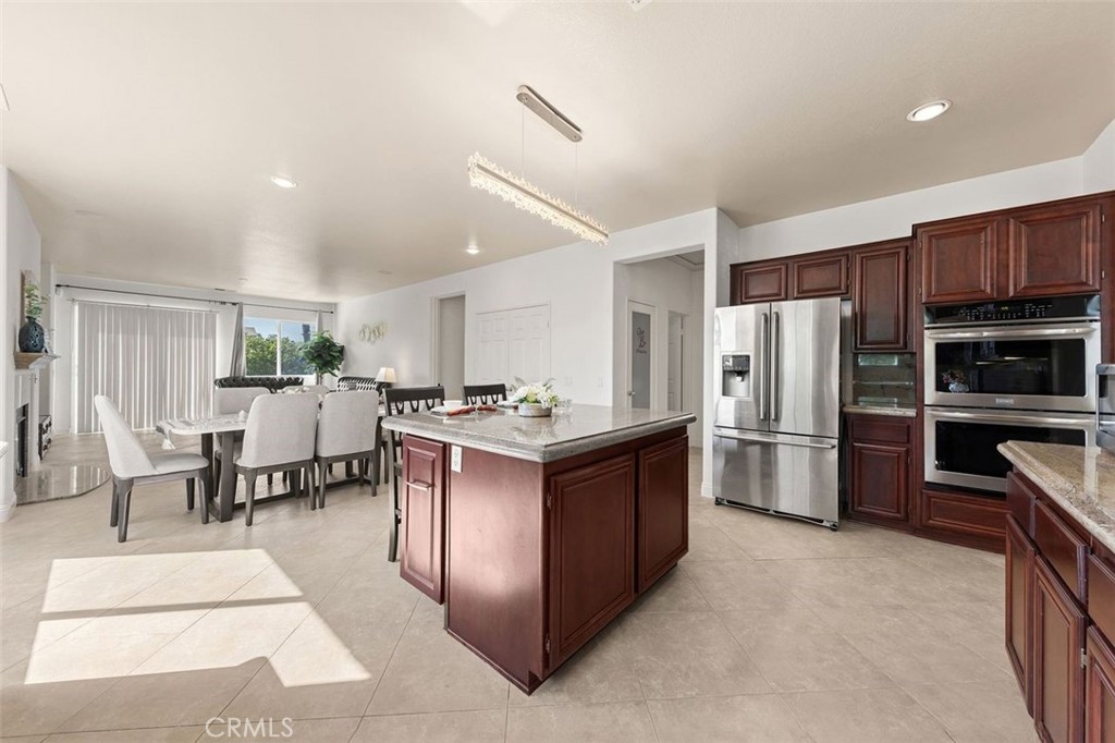 12232 Brianwood Drive Riverside, CA 92503 - Photo 12 of 37