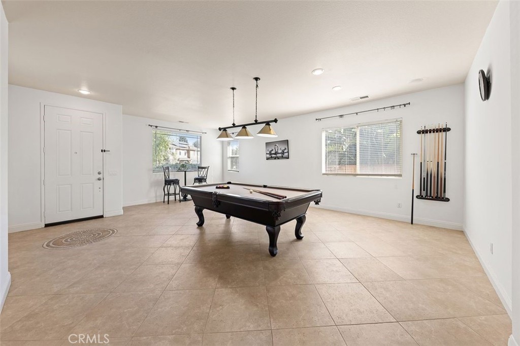 12232 Brianwood Drive Riverside, CA 92503 - Photo 4 of 37