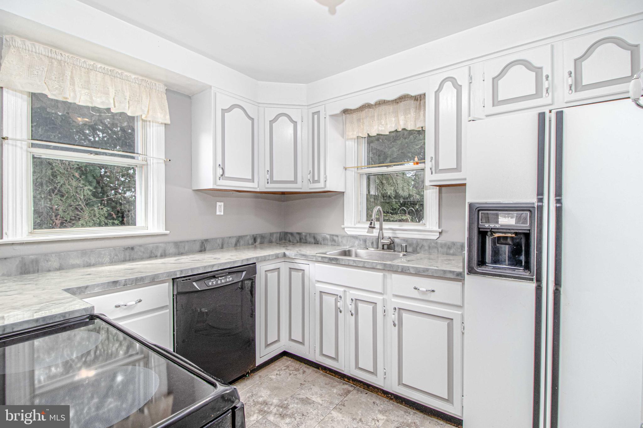 4242 Thorncliff Road Baltimore, MD 21236 - Photo 15 of 45 Gallery Image 15