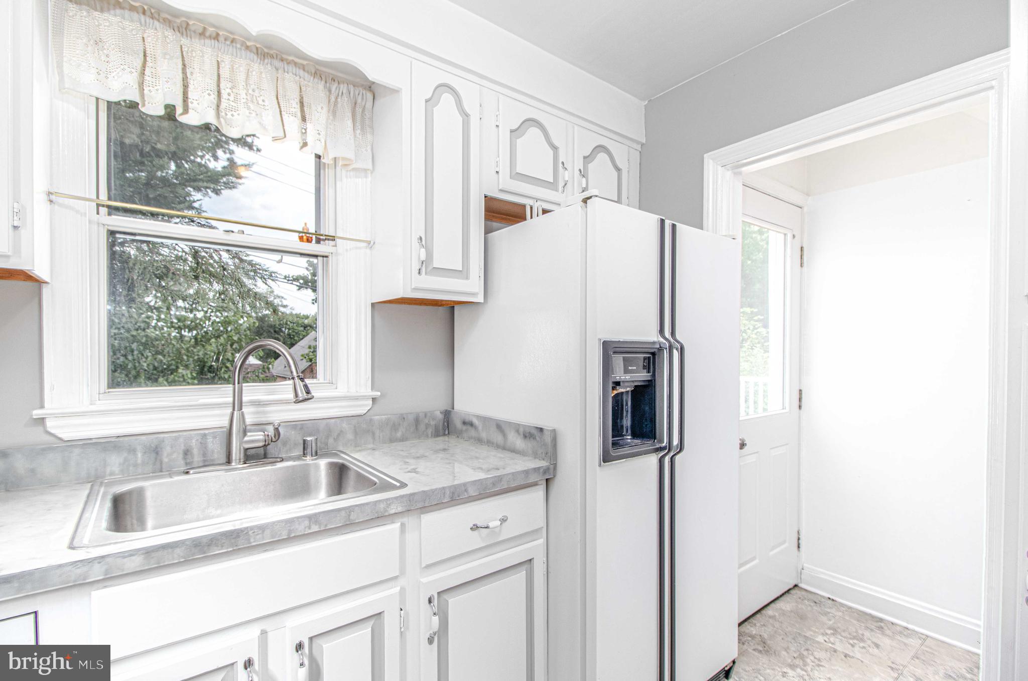4242 Thorncliff Road Baltimore, MD 21236 - Photo 19 of 45 Gallery Image 19