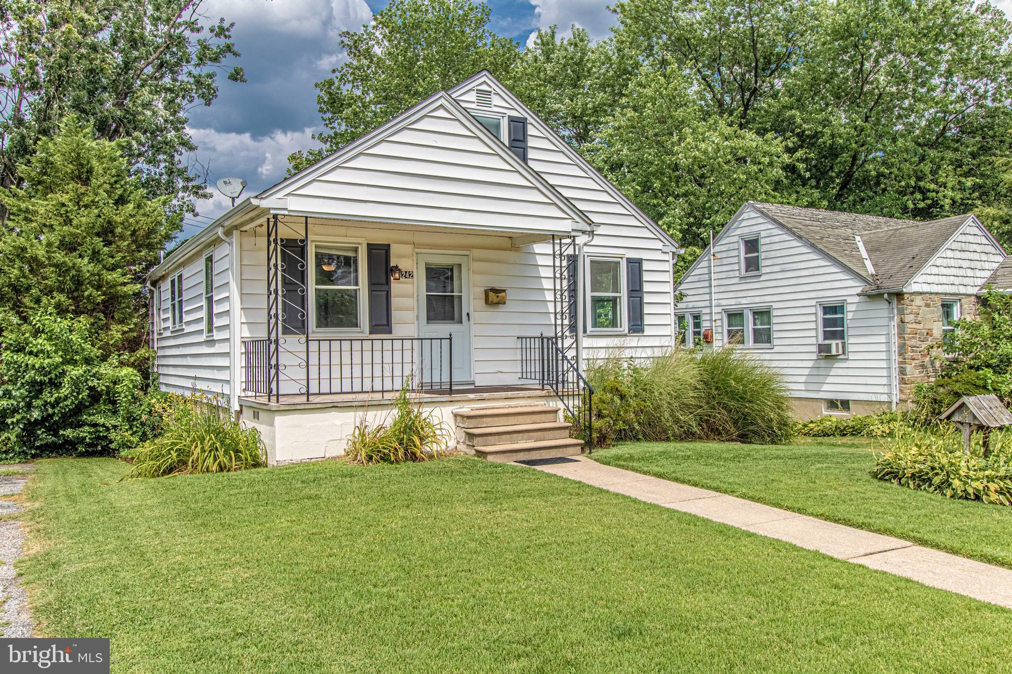 4242 Thorncliff Road Baltimore, MD 21236 - Photo 3 of 45 Gallery Image 3