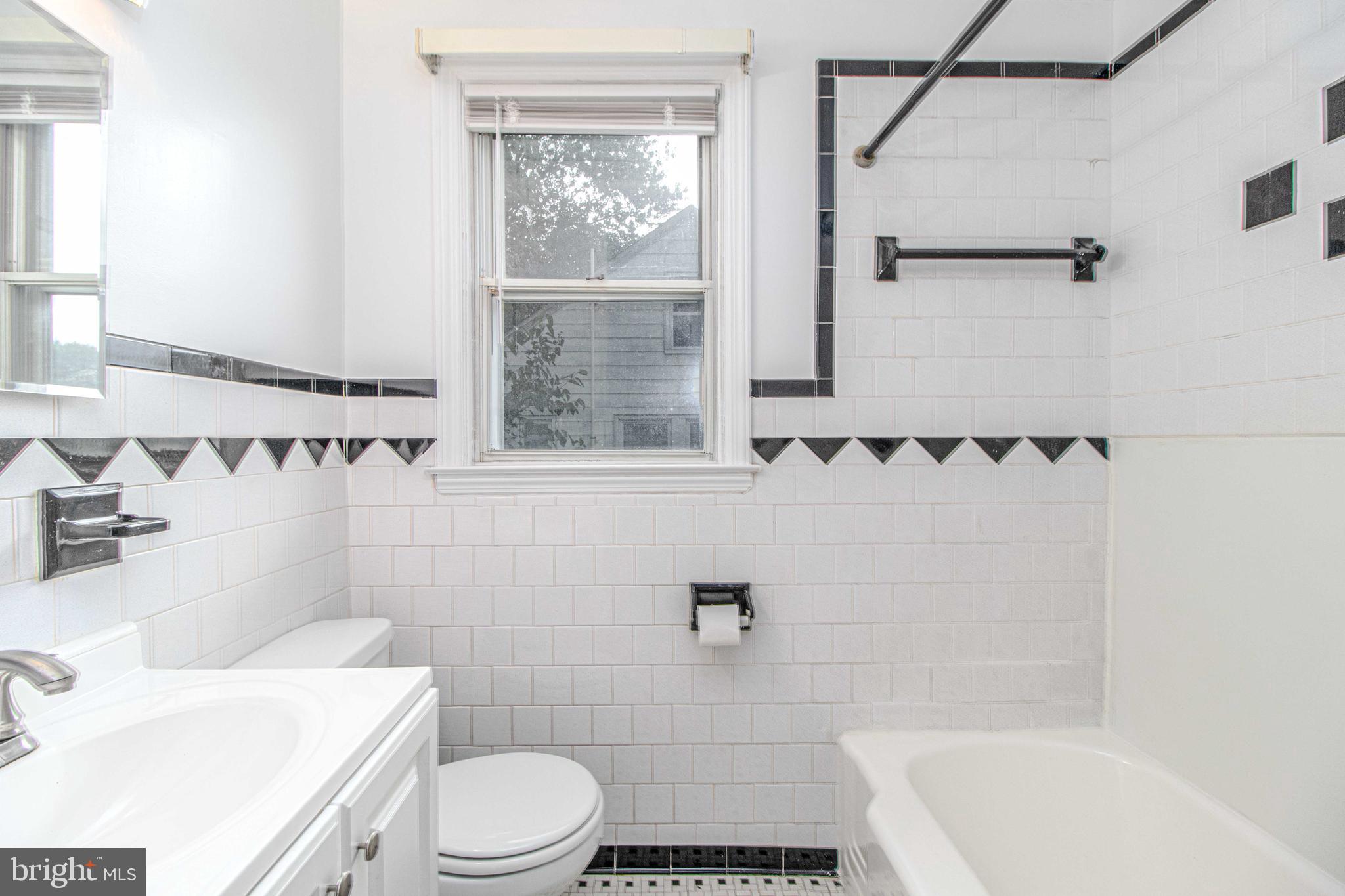 4242 Thorncliff Road Baltimore, MD 21236 - Photo 29 of 45 Gallery Image 29