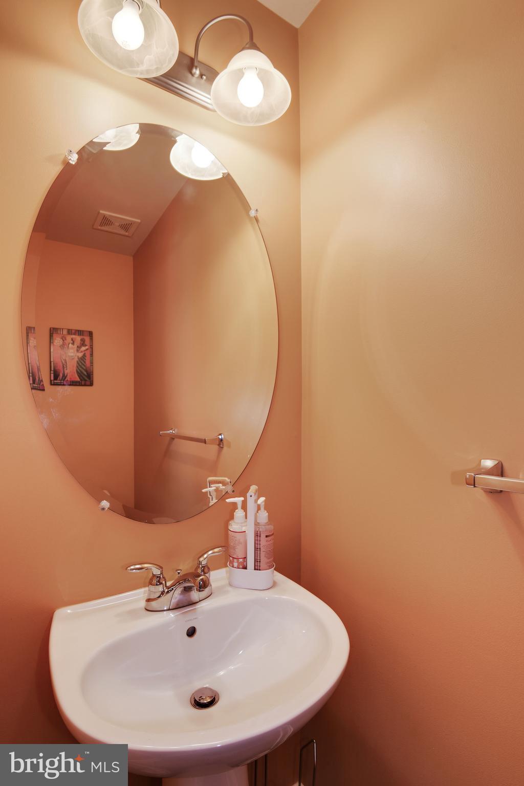 9331 Rock Ripple Lane Laurel, MD 20723 - Photo 6 of 29 Gallery Image 6