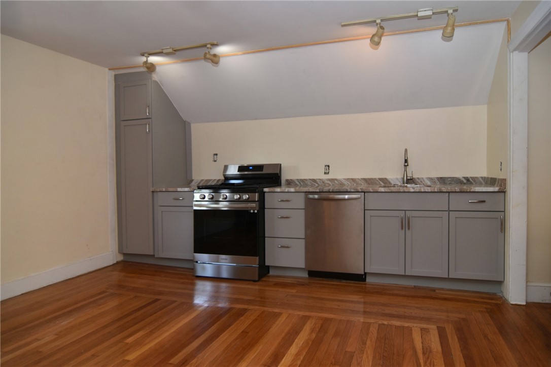 2915 Post Road, Unit 2 Warwick, RI 02886 - Photo 4 of 28