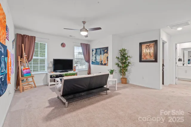 $499,000 | 919 Rock Haven Drive, Charlotte, NC 28216