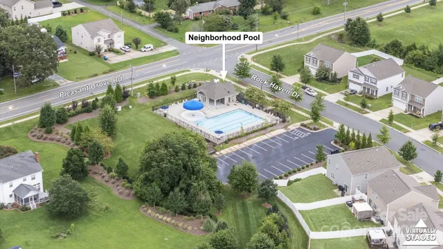 $499,000 | 919 Rock Haven Drive, Charlotte, NC 28216