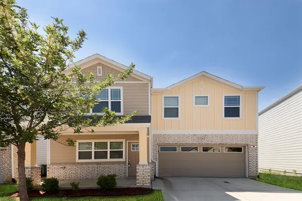 $2,470 | 310 Niki Drive, Lewisville, TX 75057