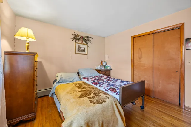 $319,900 | 3 Maple Terrace, Naugatuck, CT 06770