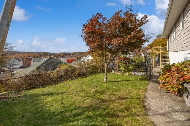 $319,900 | 3 Maple Terrace, Naugatuck, CT 06770