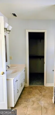 $2,395 | 270 North Drive, Fayetteville, GA 30214