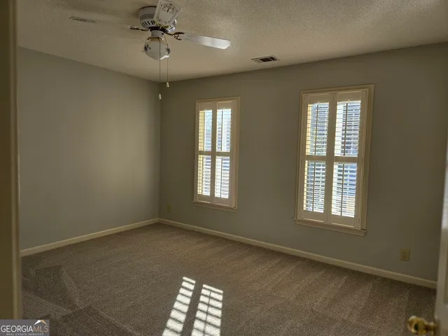 $2,395 | 270 North Drive, Fayetteville, GA 30214