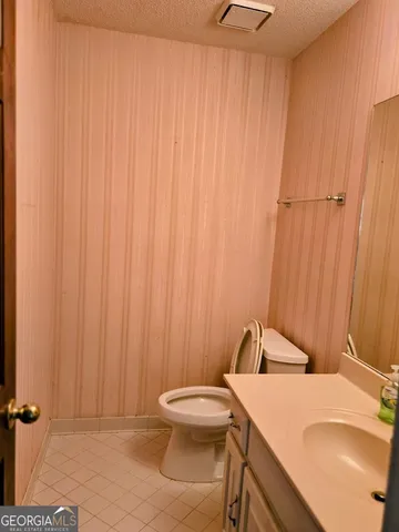 $2,395 | 270 North Drive, Fayetteville, GA 30214