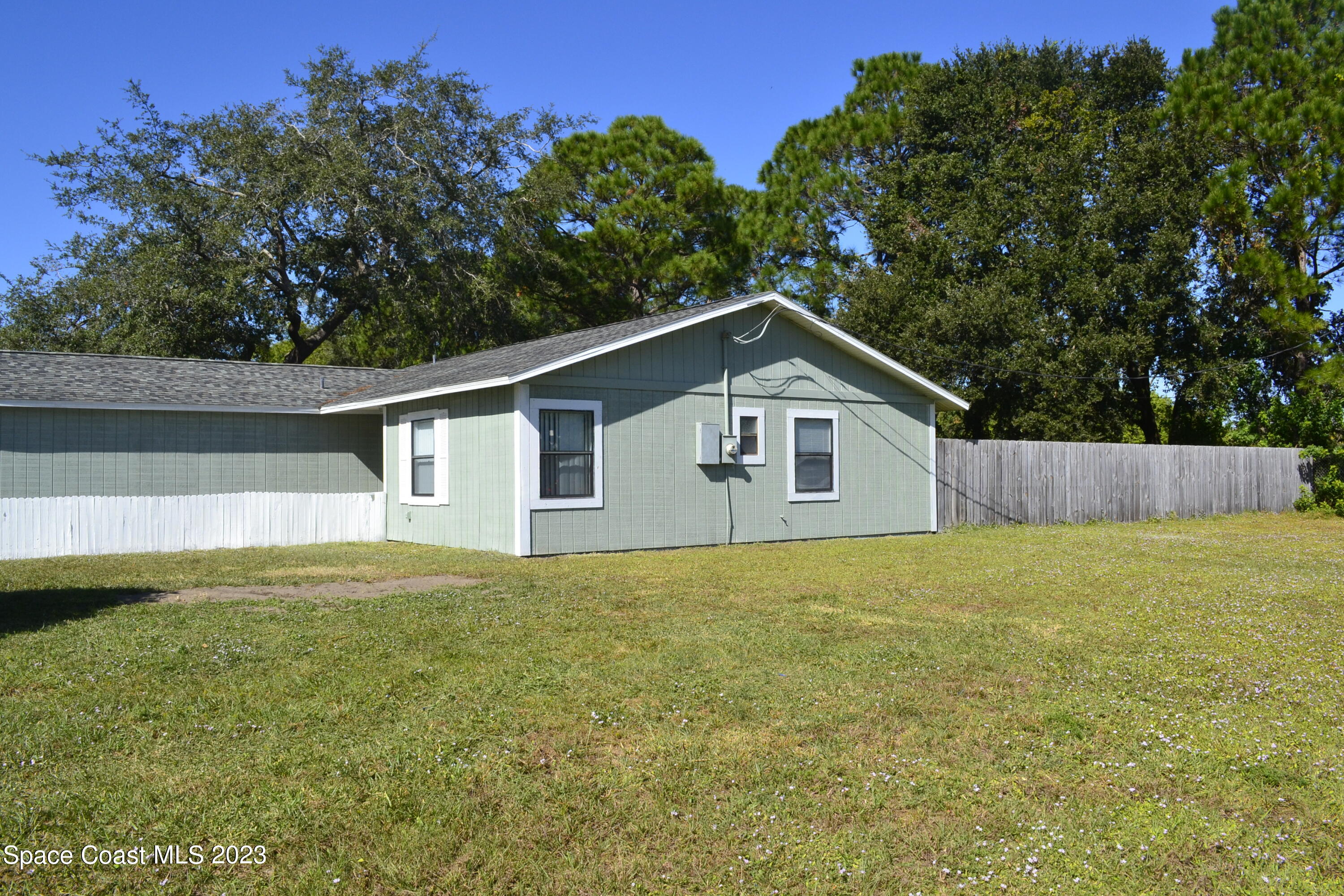 3910 Delespine Road Cocoa, FL 32927 - Photo 2 of 21 a house view with a outdoor space