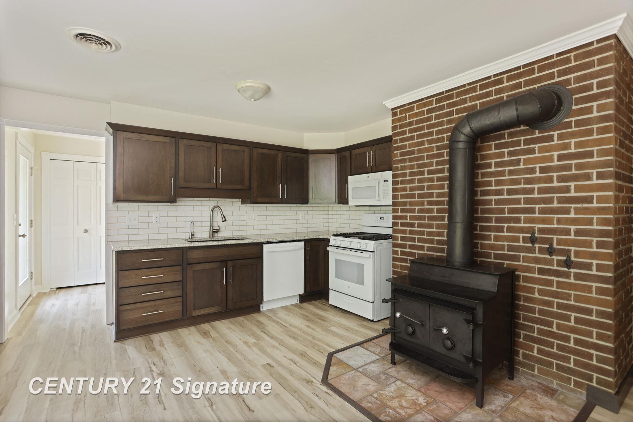 4769 South Fordney Road Hemlock, MI 48626 - Photo 12 of 53