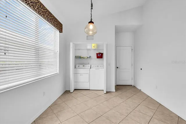 $3,195 | 6393 Rookery Circle, Bradenton, FL 34203