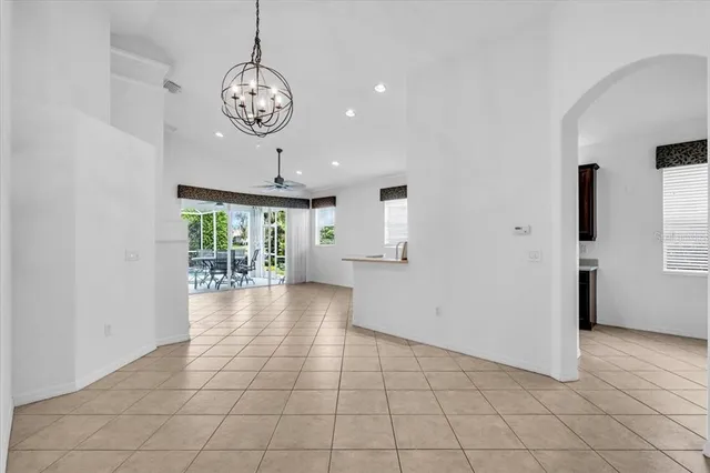 $3,195 | 6393 Rookery Circle, Bradenton, FL 34203