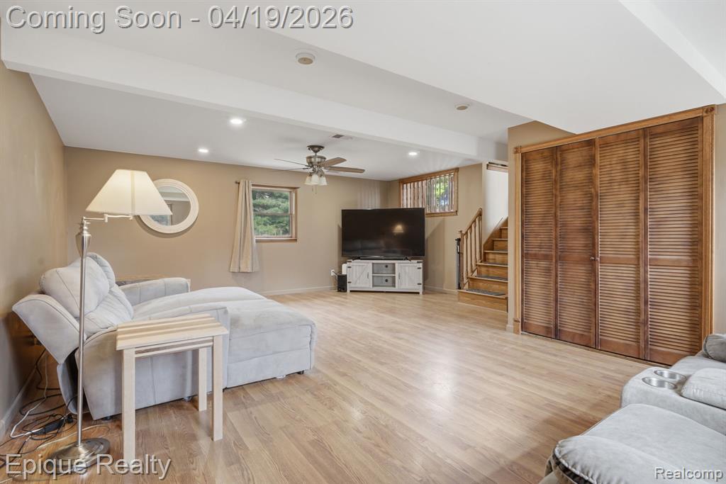 8269 Morrish Road Flushing, MI 48433 - Photo 11 of 33