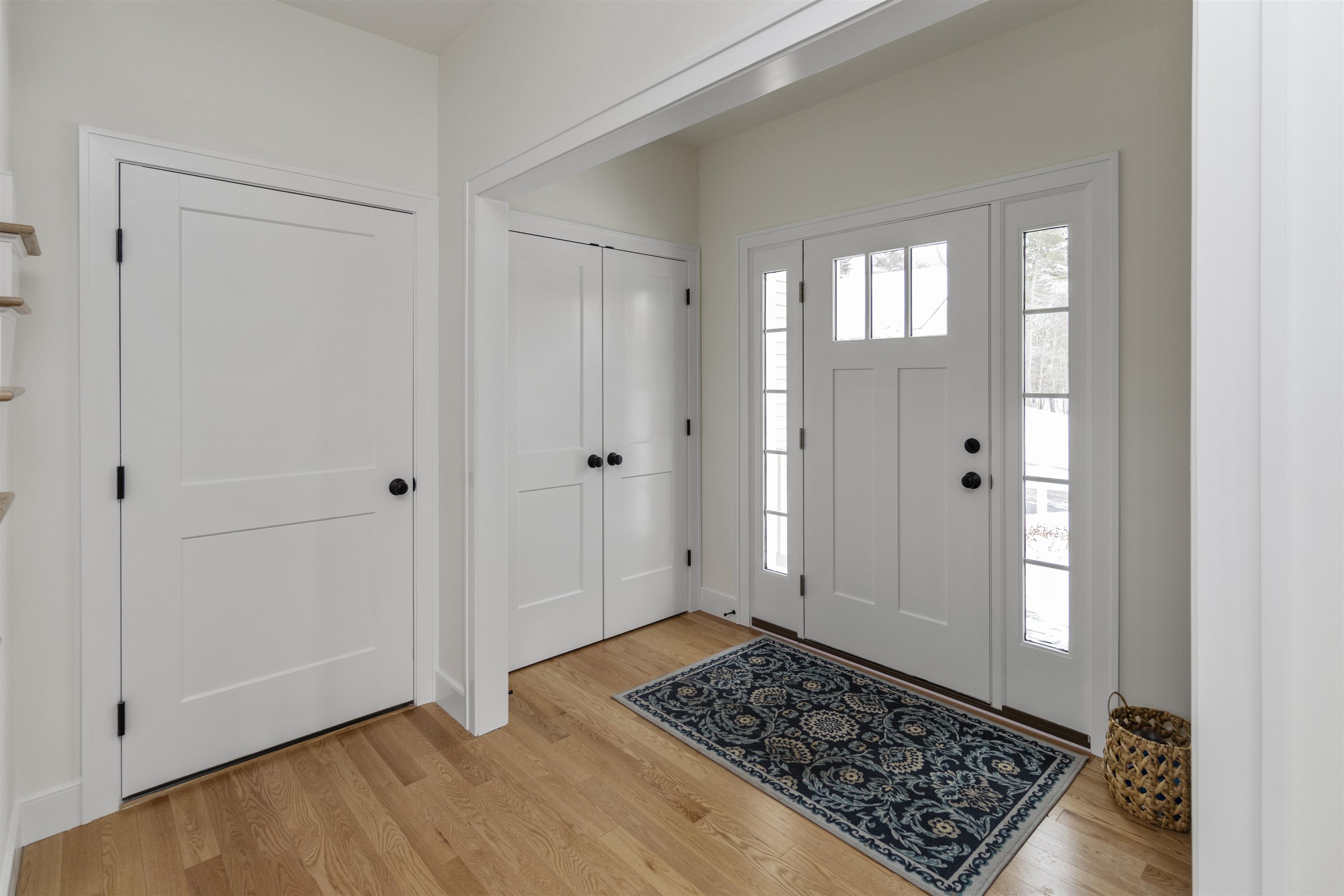 35 The Cliffs, Unit 35 Auburn, NH 03032 - Photo 3 of 32