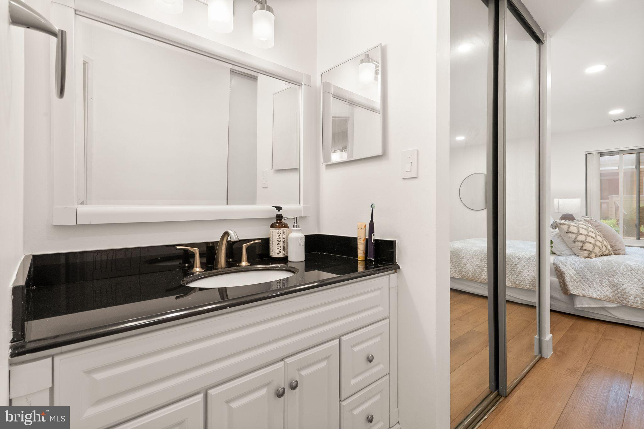 11025A Villaridge Court Reston, VA 20191 - Photo 19 of 38 Private Sink/ Vanity for Primary