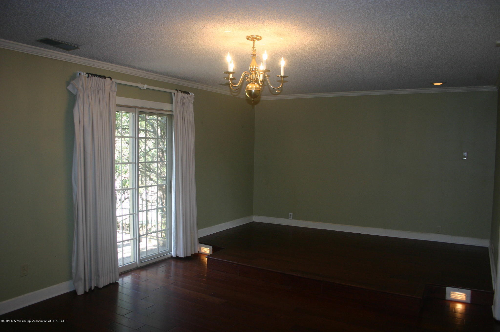 105 Jill Road Senatobia, MS 38668 - Photo 12 of 30 IMG_7864