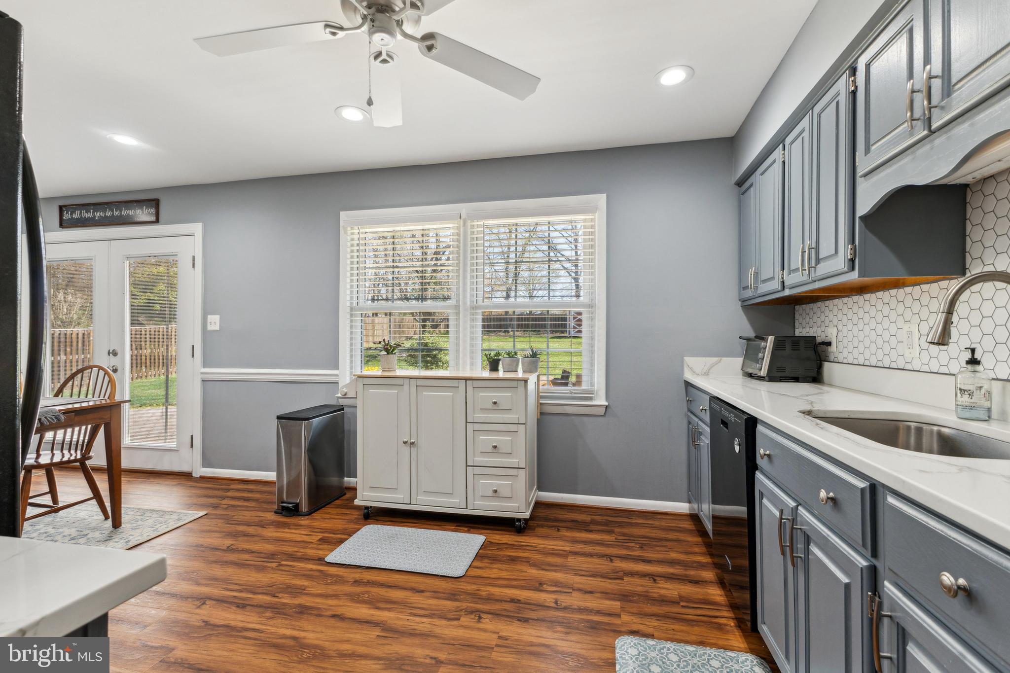 11609 Smithfield Road Manassas, VA 20112 - Photo 9 of 25 Gallery Image 9