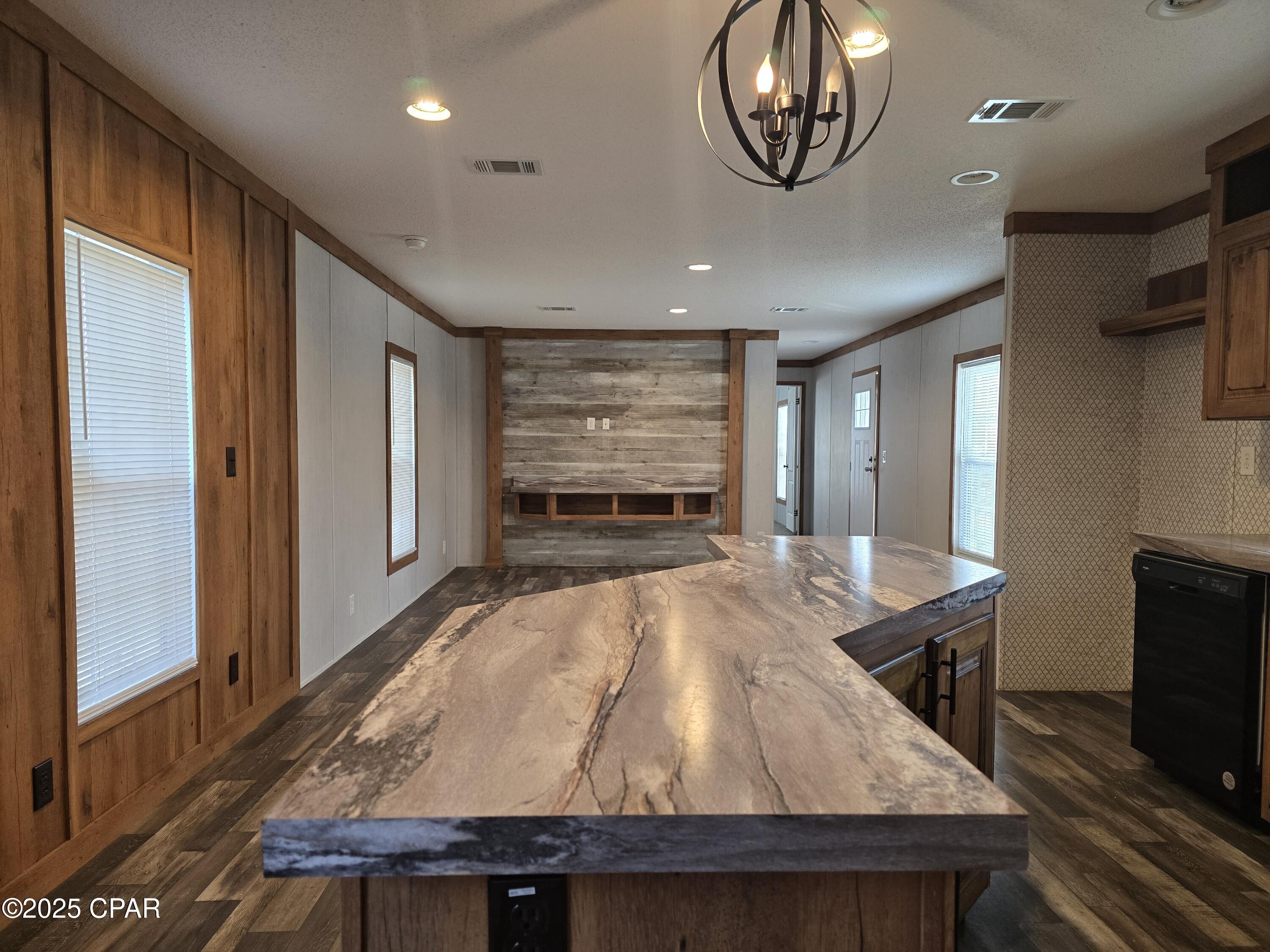 12319 Suncrest Road Fountain, FL 32438 - Photo 8 of 22 Gallery Image 8