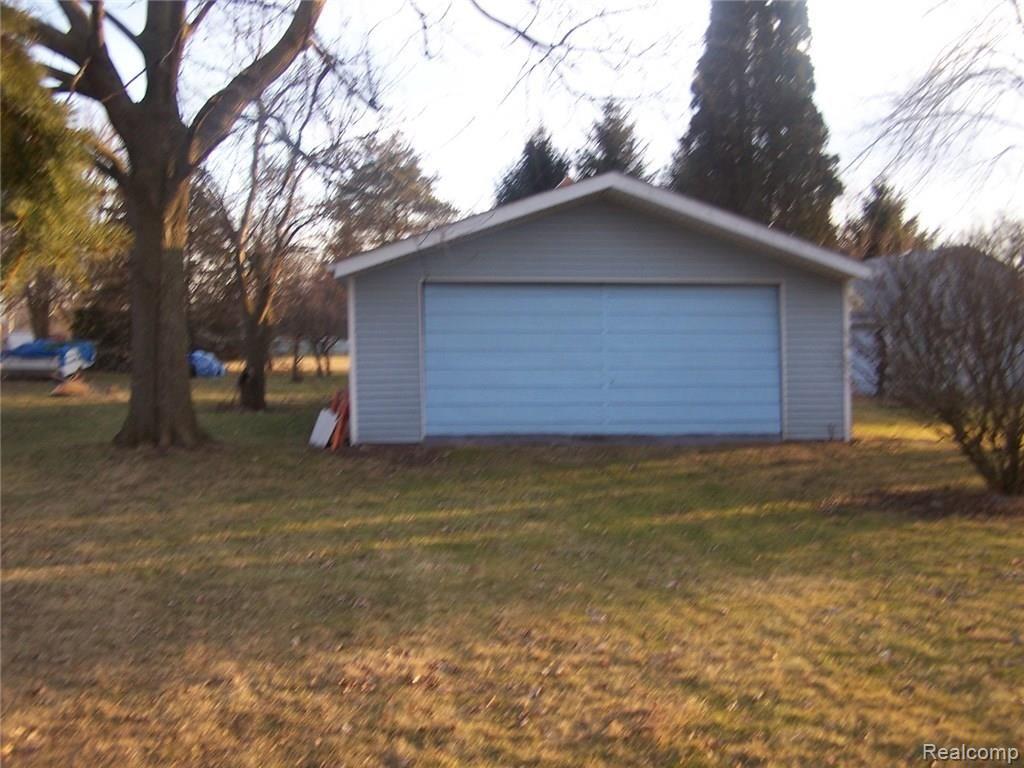 23220 Hagen Road Macomb, MI 48042 - Photo 54 of 58 EXTRA DEATCHED GARAGE