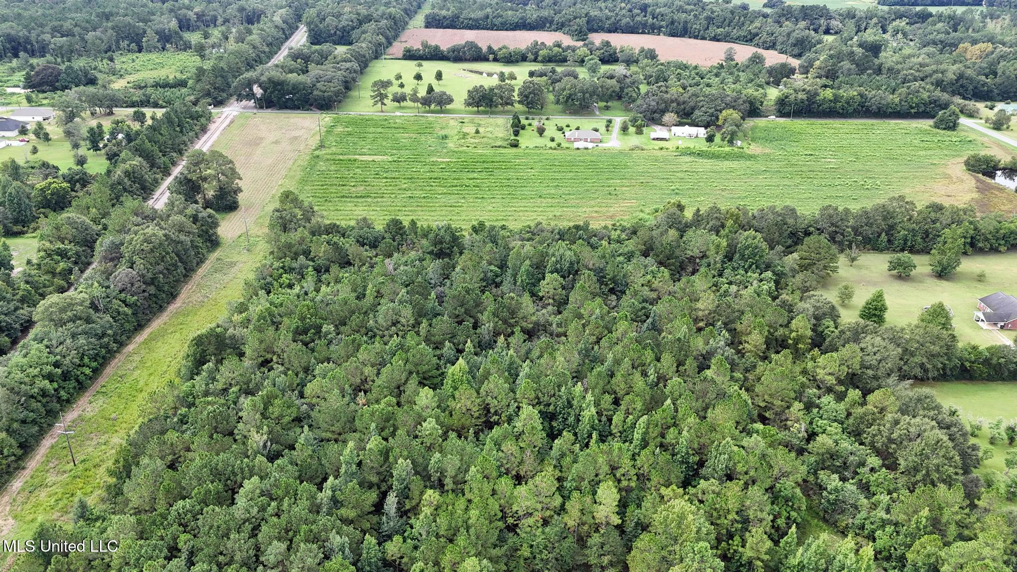 613 Lucedale Ms 39452 Lucedale, MS 39452 - Photo 6 of 9 007