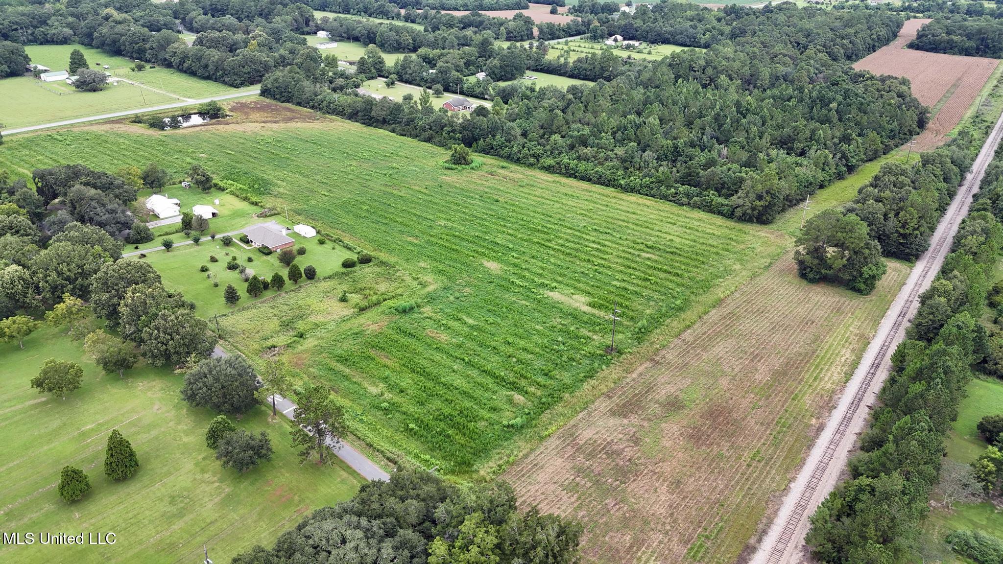 613 Lucedale Ms 39452 Lucedale, MS 39452 - Photo 9 of 9 010