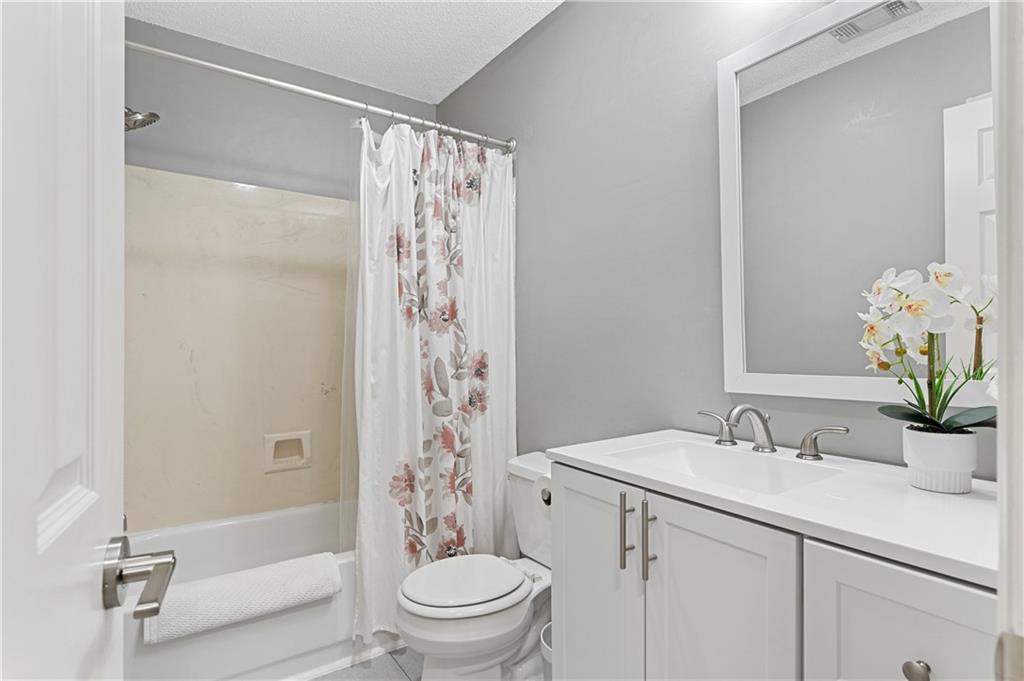 1750 Clairmont Road, Unit 18 Decatur, GA 30033 - Photo 24 of 31