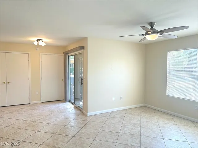 $1,400 | 555 East Silverado Ranch Boulevard, Unit 1002, Las Vegas, NV 89183