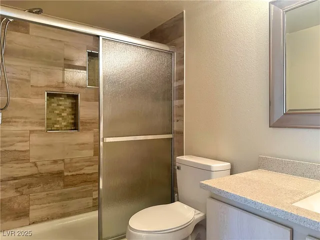 $1,400 | 555 East Silverado Ranch Boulevard, Unit 1002, Las Vegas, NV 89183
