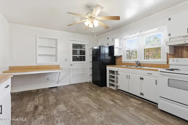 $250,000 | 204 Glenburnie Drive, New Bern, NC 28560