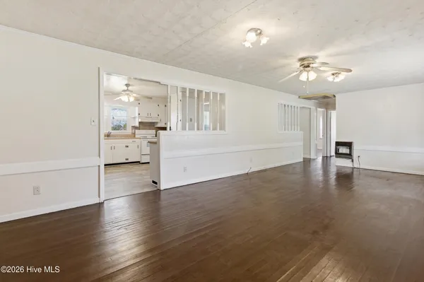 $250,000 | 204 Glenburnie Drive, New Bern, NC 28560