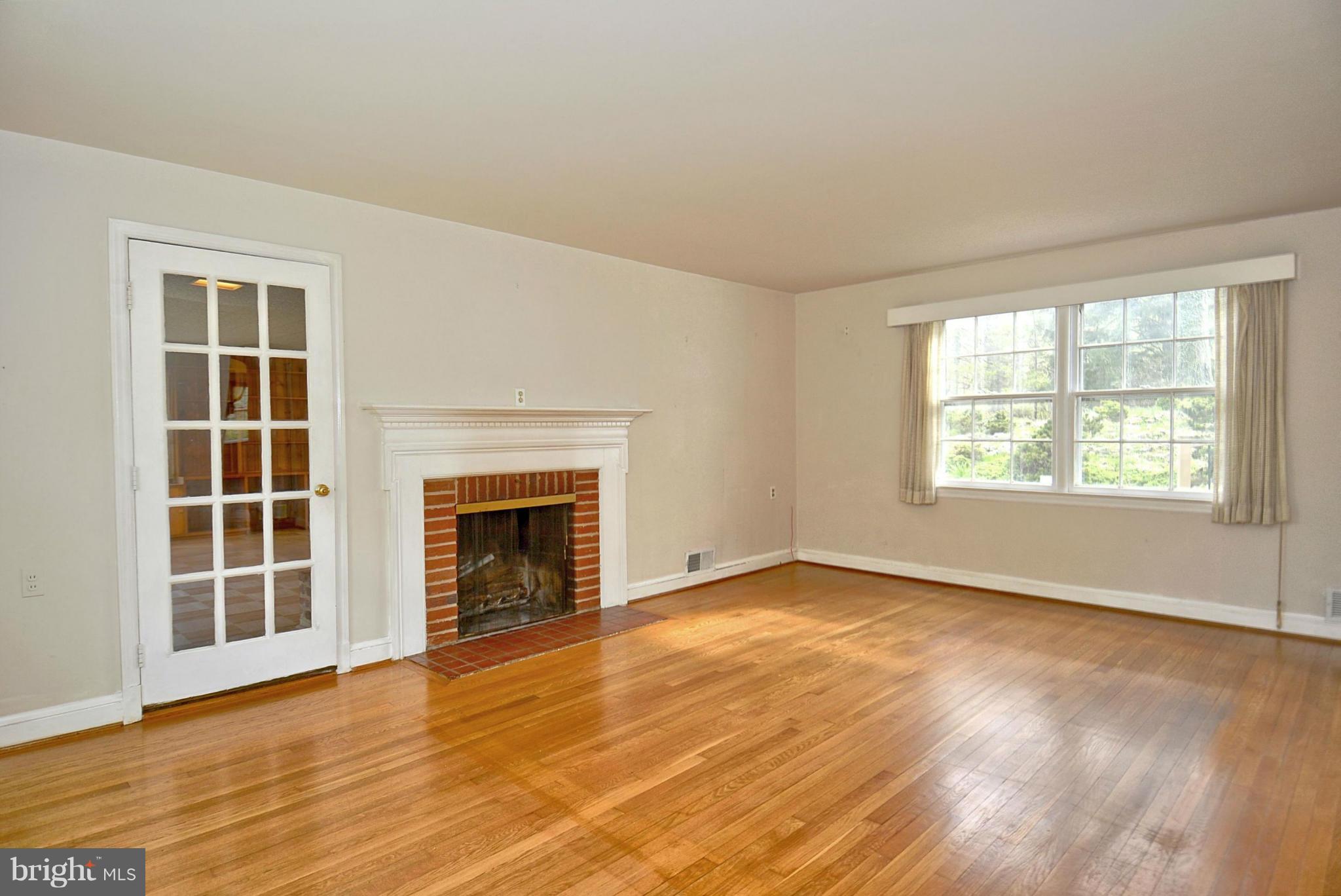 12013 Kemp Mill Road Silver Spring, MD 20902 - Photo 8 of 30 Living Room