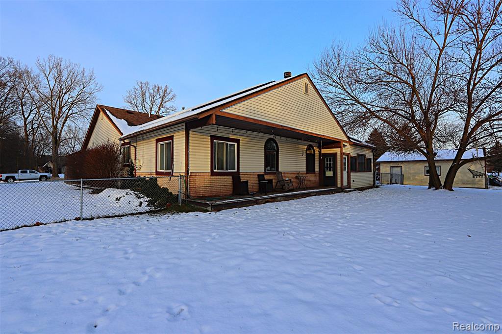 31657 Sibley Road Romulus, MI 48174 - Photo 9 of 33