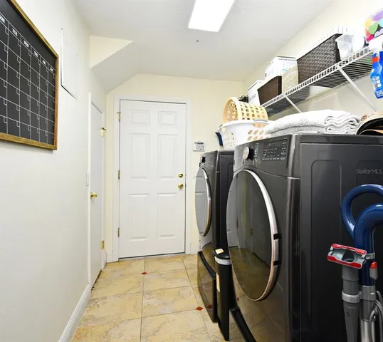 $685,000 | 436 Skyview Place, Chuluota, FL 32766