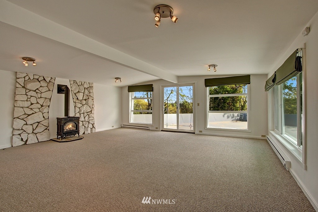 17449 Sylvester Road Southwest Burien, WA 98166 - Photo 14 of 16 Gallery Image 14