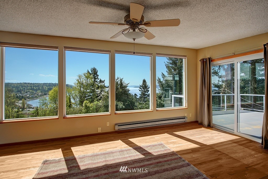 17449 Sylvester Road Southwest Burien, WA 98166 - Photo 9 of 16 Gallery Image 9