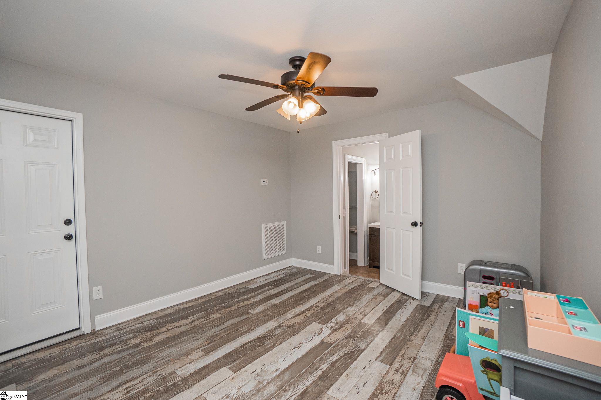 759 Griffin Road Belton, SC 29627 - Photo 35 of 36 Gallery Image 35