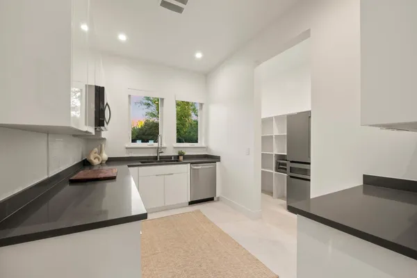 $4,500,000 | 3630 Winding Creek Road, Sacramento, CA 95864