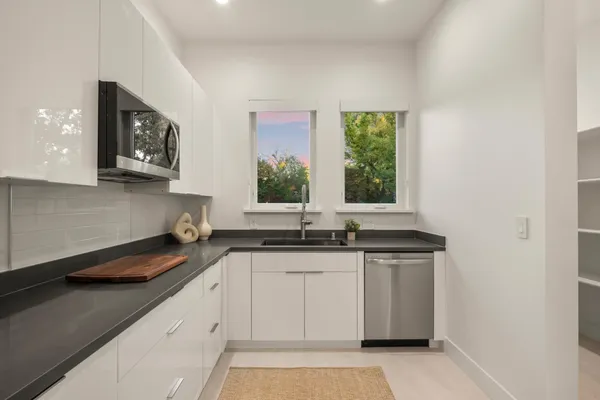 $4,500,000 | 3630 Winding Creek Road, Sacramento, CA 95864